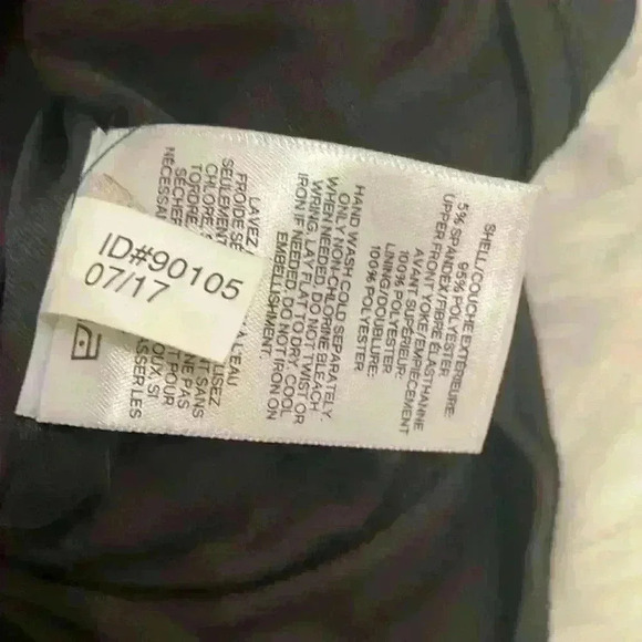 Sexy cold shoulder Express black with rhinestones emblements size 2 - Picture 8 of 9